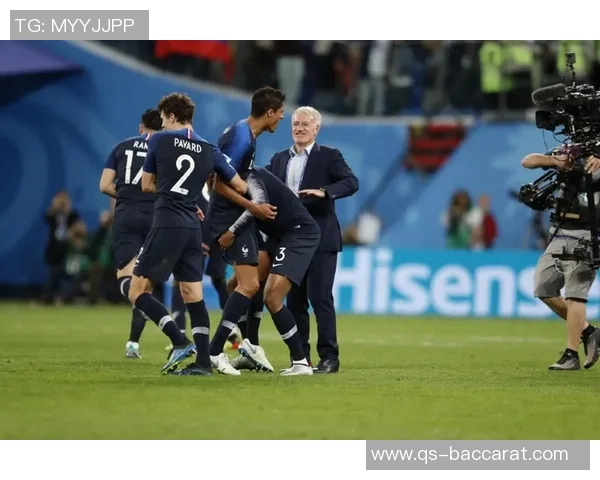 冰岛主帅回应德尚质疑称首个进球无犯规强调首回合对科纳特也未犯规