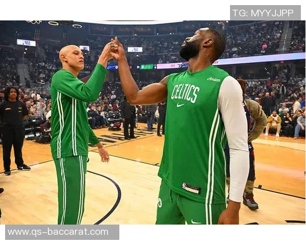 杰伦布朗强调沃尔什需保持谦逊以避免自满情绪影响表现